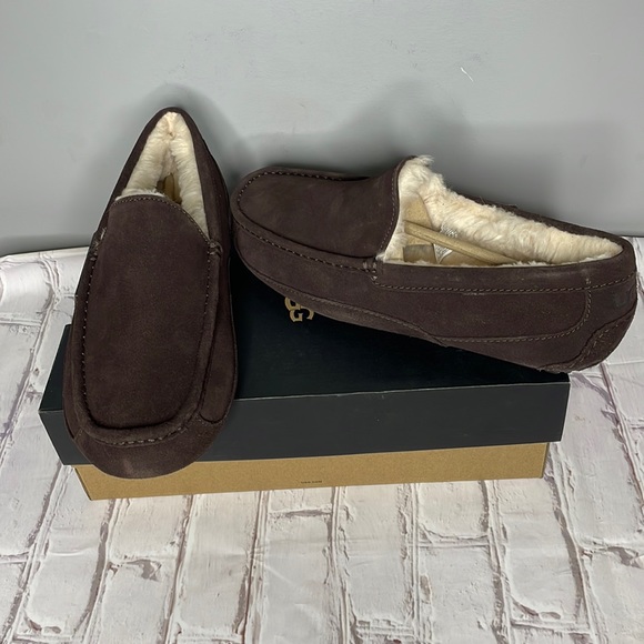 UGG Other - UGG Ascot Suede Slippers
